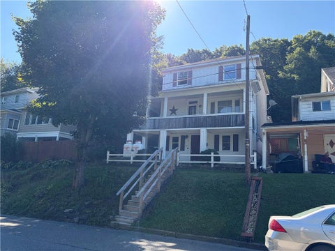 Photo for 421 E Railroad Street
