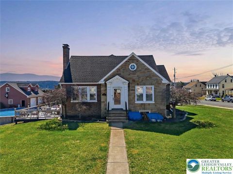 Photo of 635 Coal Street, Lehighton Boro, PA 18235 (MLS # 772875)