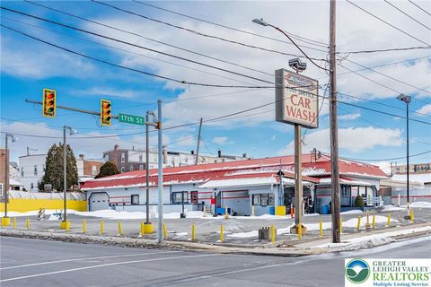 Photo of 1636 Tilghman Street W, Allentown, PA 18102 (MLS # 772787)