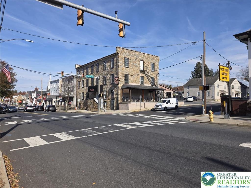 605 Main Street