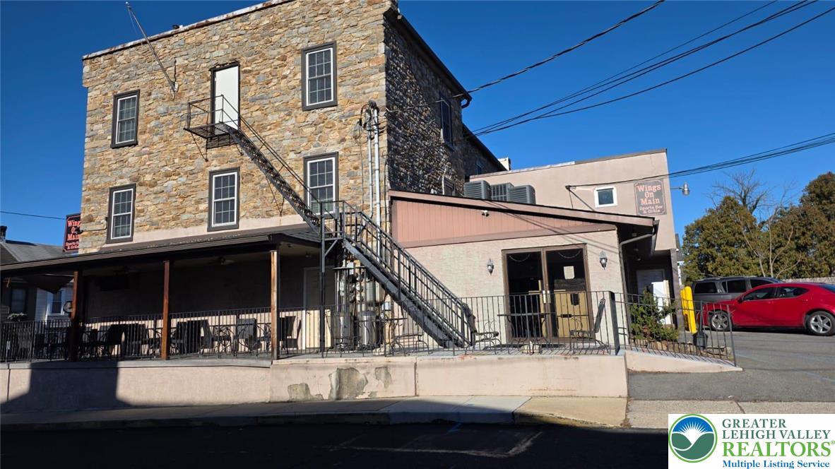 605 Main Street