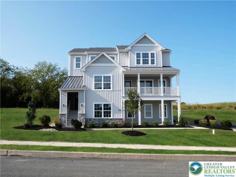 Photo of 4929 Farrcroft Drive #83B, Forks Twp, PA 18078 (MLS # 774293)