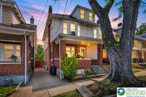 Photo of 430 Goepp Street, Bethlehem, PA 18018 (MLS # 776700)