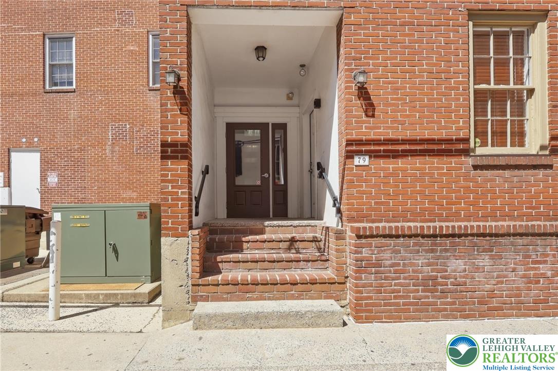 79 W Market Street Apartment G