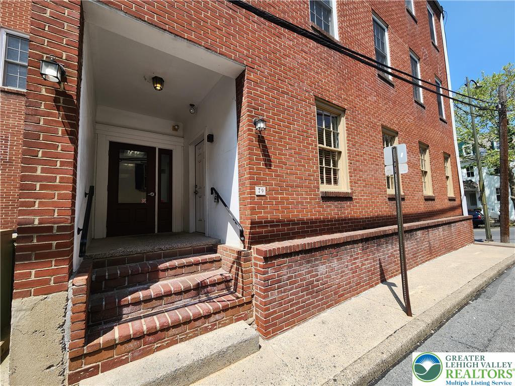 79 W Market Street Apartment G