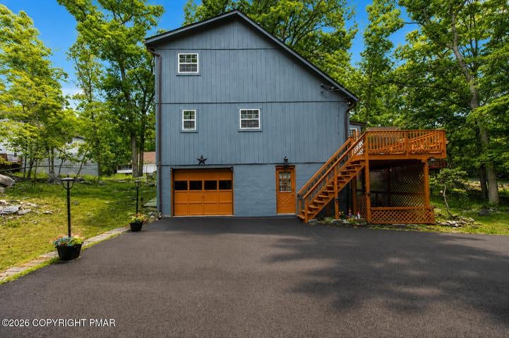 2128 Apley Drive