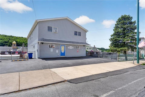 Photo of 162 W Ridge Street, Lansford, PA 18232 (MLS # 779401)