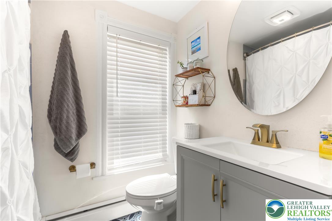 Chapman Borough, Pennsylvania 18014, United States, 3 Bedrooms Bedrooms, ,1 BathroomBathrooms,Residential,Pending,180709