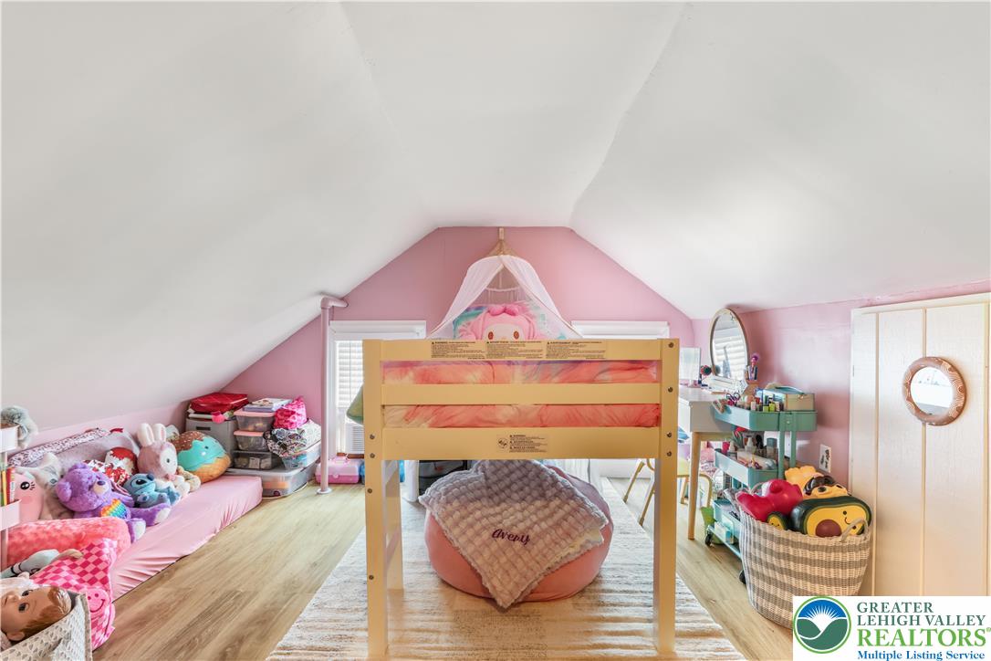 Chapman Borough, Pennsylvania 18014, United States, 3 Bedrooms Bedrooms, ,1 BathroomBathrooms,Residential,Pending,180709