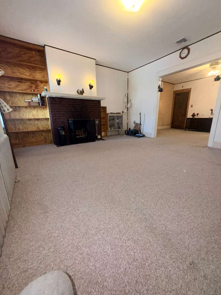 324 E Union Blvd