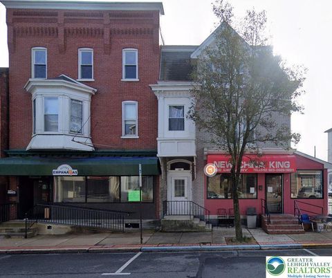 Photo of 168 W Main Street #3F, Kutztown Boro, PA 19530 (MLS # 770237)