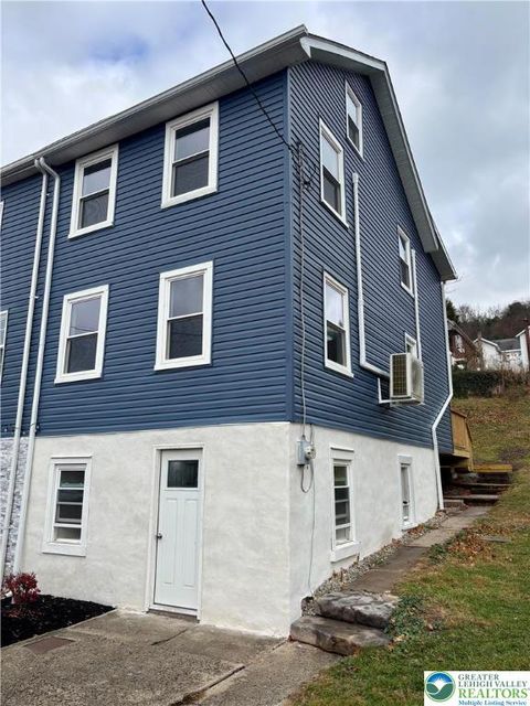 Photo of 253 MAIN Street, Parryville Boro, PA 18661 (MLS # 770548)