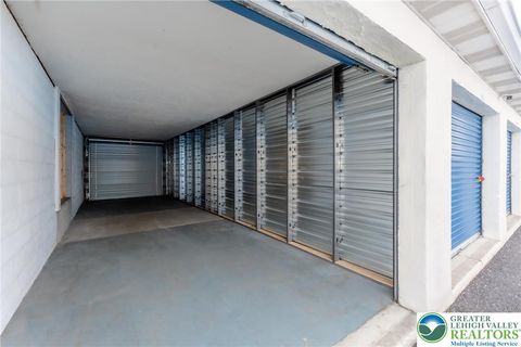 Photo of 140 Switzgabel Dr, Chestnuthill Twp, PA 18322 (MLS # 770245)