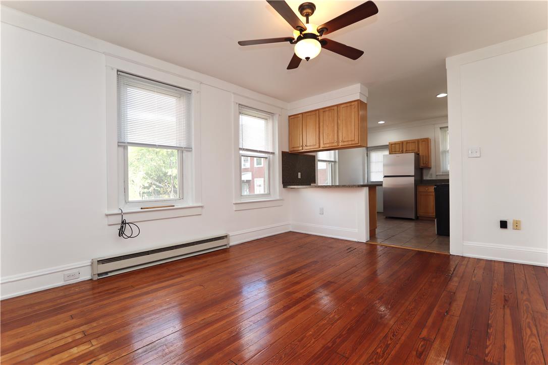 728 E 6th Street 2