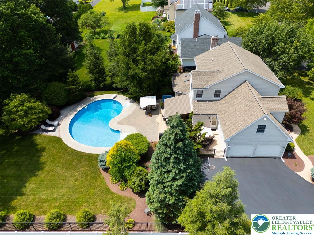 Coopersburg Boro, Pennsylvania 18036, United States, 4 Bedrooms Bedrooms, ,3 BathroomsBathrooms,Residential,Pending,183907