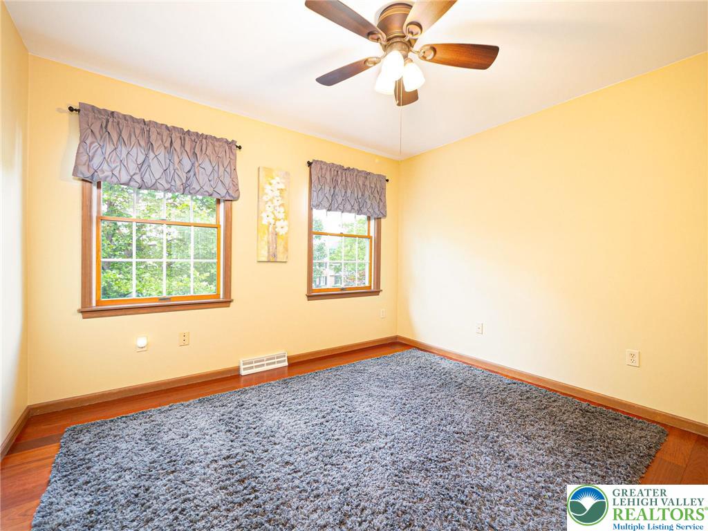 Coopersburg Boro, Pennsylvania 18036, United States, 4 Bedrooms Bedrooms, ,3 BathroomsBathrooms,Residential,Pending,183907