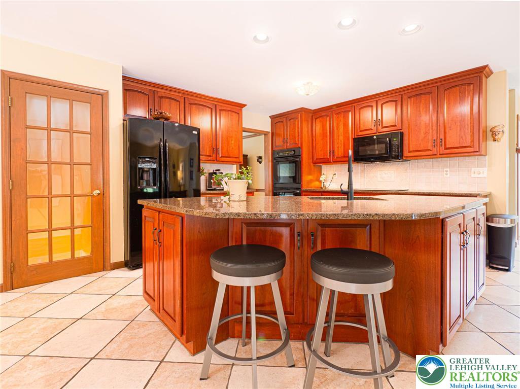 Coopersburg Boro, Pennsylvania 18036, United States, 4 Bedrooms Bedrooms, ,3 BathroomsBathrooms,Residential,Pending,183907