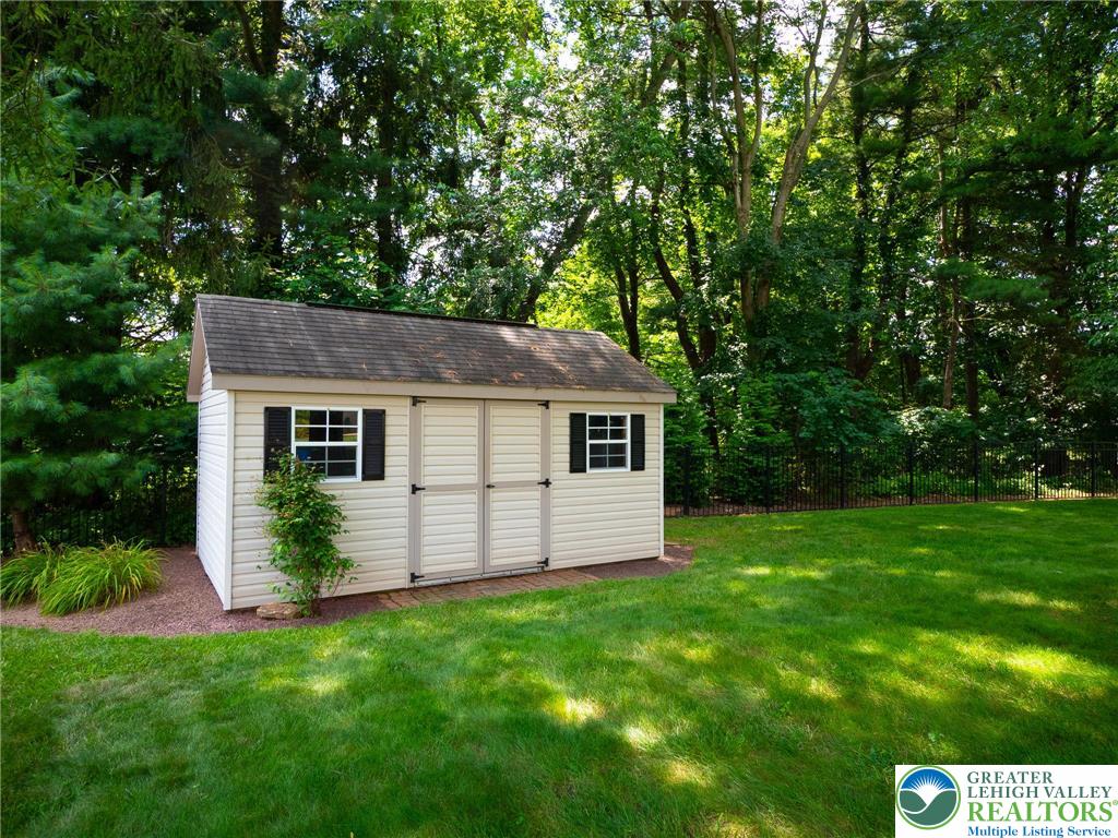 Coopersburg Boro, Pennsylvania 18036, United States, 4 Bedrooms Bedrooms, ,3 BathroomsBathrooms,Residential,Pending,183907