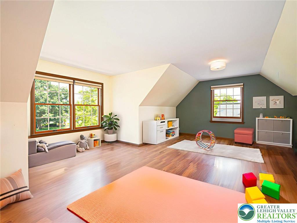 Coopersburg Boro, Pennsylvania 18036, United States, 4 Bedrooms Bedrooms, ,3 BathroomsBathrooms,Residential,Pending,183907