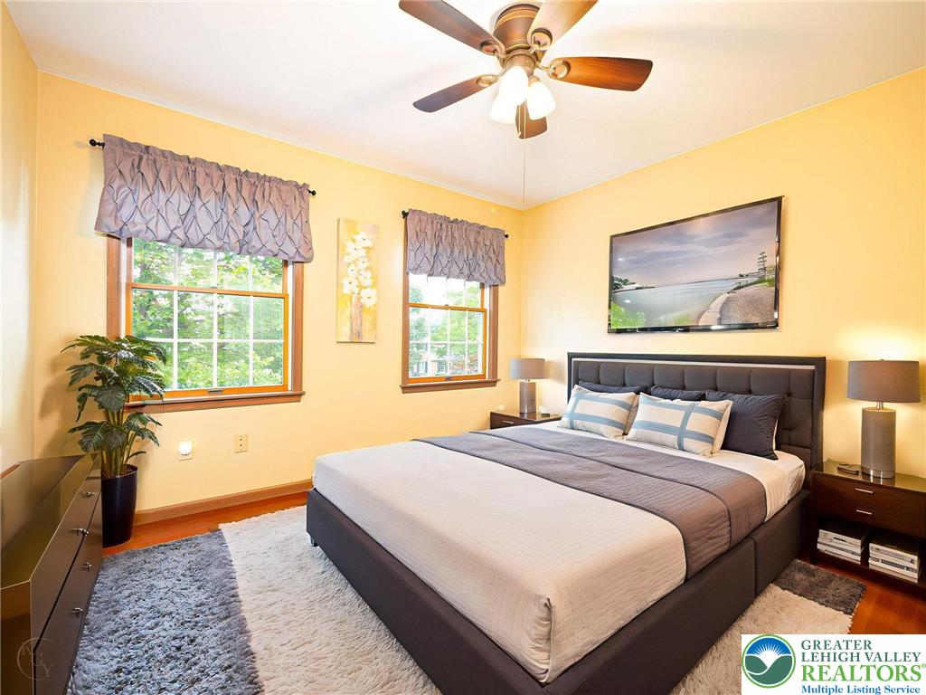 Coopersburg Boro, Pennsylvania 18036, United States, 4 Bedrooms Bedrooms, ,3 BathroomsBathrooms,Residential,Pending,183907