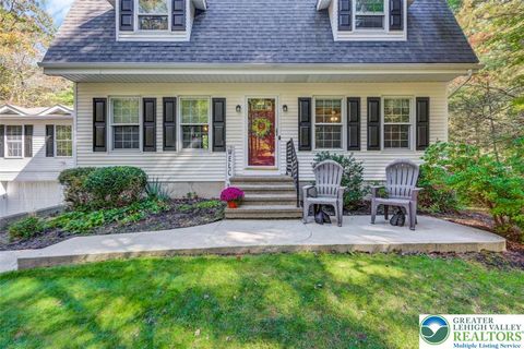 Photo of 205 Winding Way, Chestnuthill Twp, PA 18353 (MLS # 766713) Photo of 205 Winding Way, Chestnuthill Twp, PA 18353 (MLS # 766713)