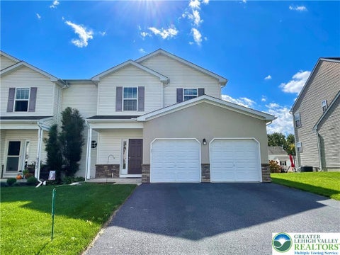 Photo for 915 Graystone Circle