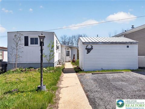 Photo of 23 Roth Avenue, Longswamp Twp, PA 19539 (MLS # 775623)