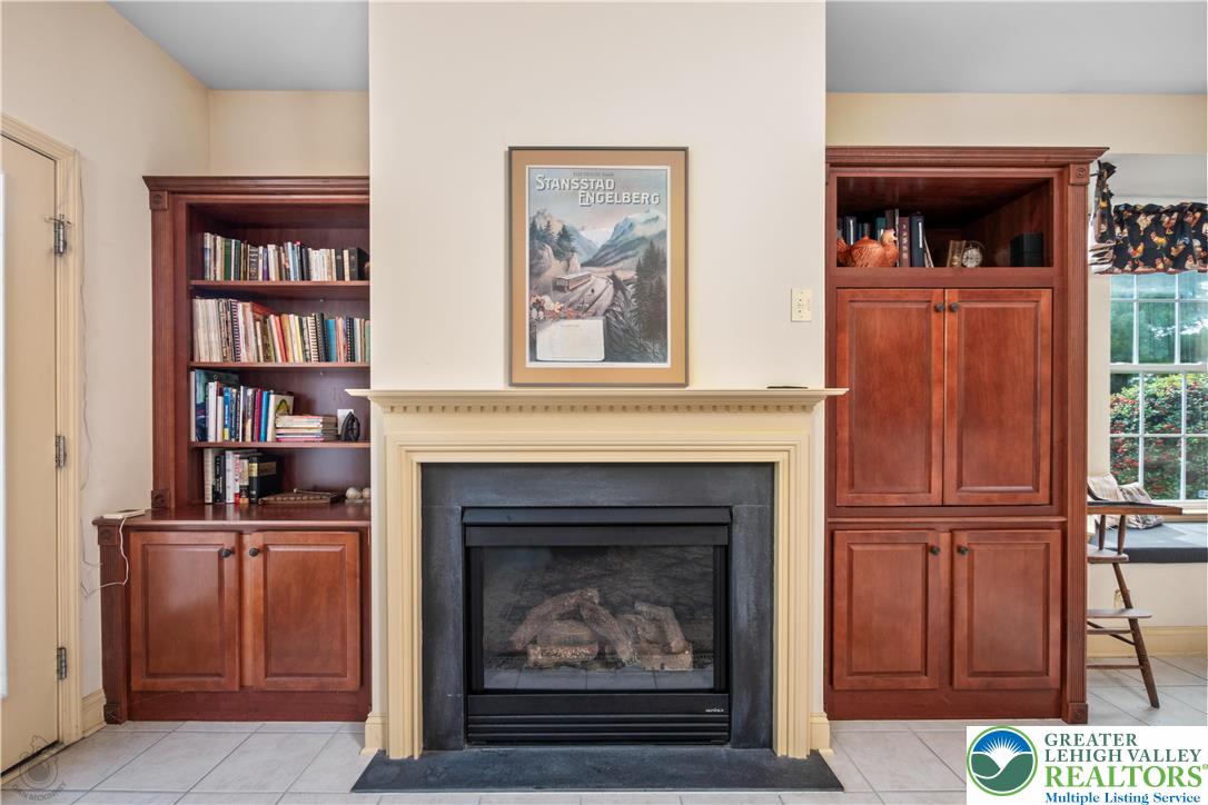 Macungie Boro, Pennsylvania 18062, United States, 2 Bedrooms Bedrooms, ,2 BathroomsBathrooms,Residential,Pending,228553