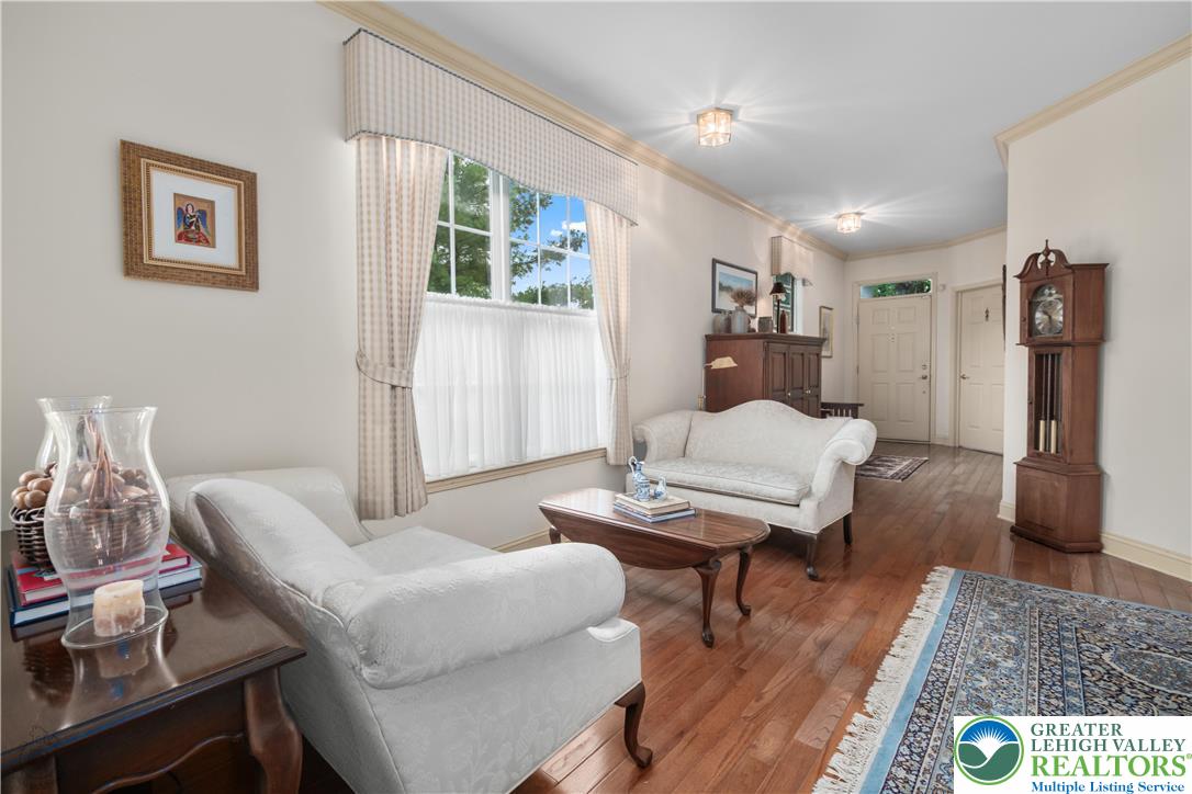 Macungie Boro, Pennsylvania 18062, United States, 2 Bedrooms Bedrooms, ,2 BathroomsBathrooms,Residential,Pending,228553