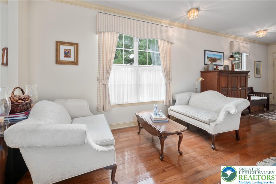 Macungie Boro, Pennsylvania 18062, United States, 2 Bedrooms Bedrooms, ,2 BathroomsBathrooms,Residential,Pending,228553