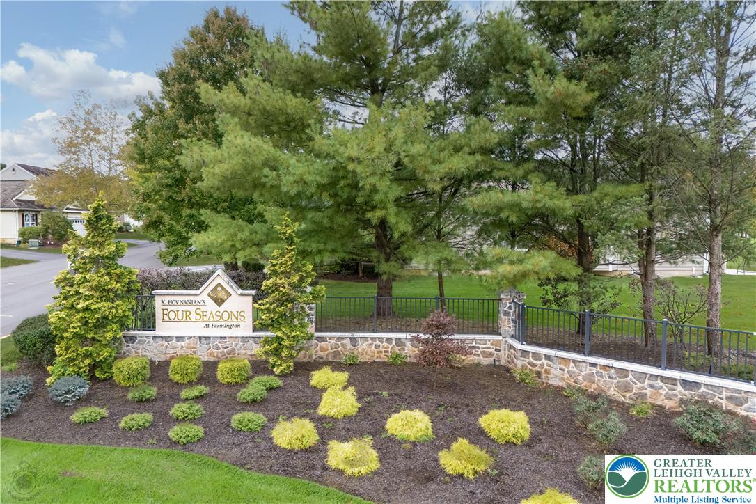 Macungie Boro, Pennsylvania 18062, United States, 2 Bedrooms Bedrooms, ,2 BathroomsBathrooms,Residential,Pending,228553