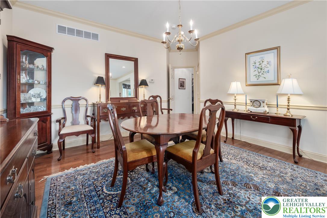 Macungie Boro, Pennsylvania 18062, United States, 2 Bedrooms Bedrooms, ,2 BathroomsBathrooms,Residential,Pending,228553