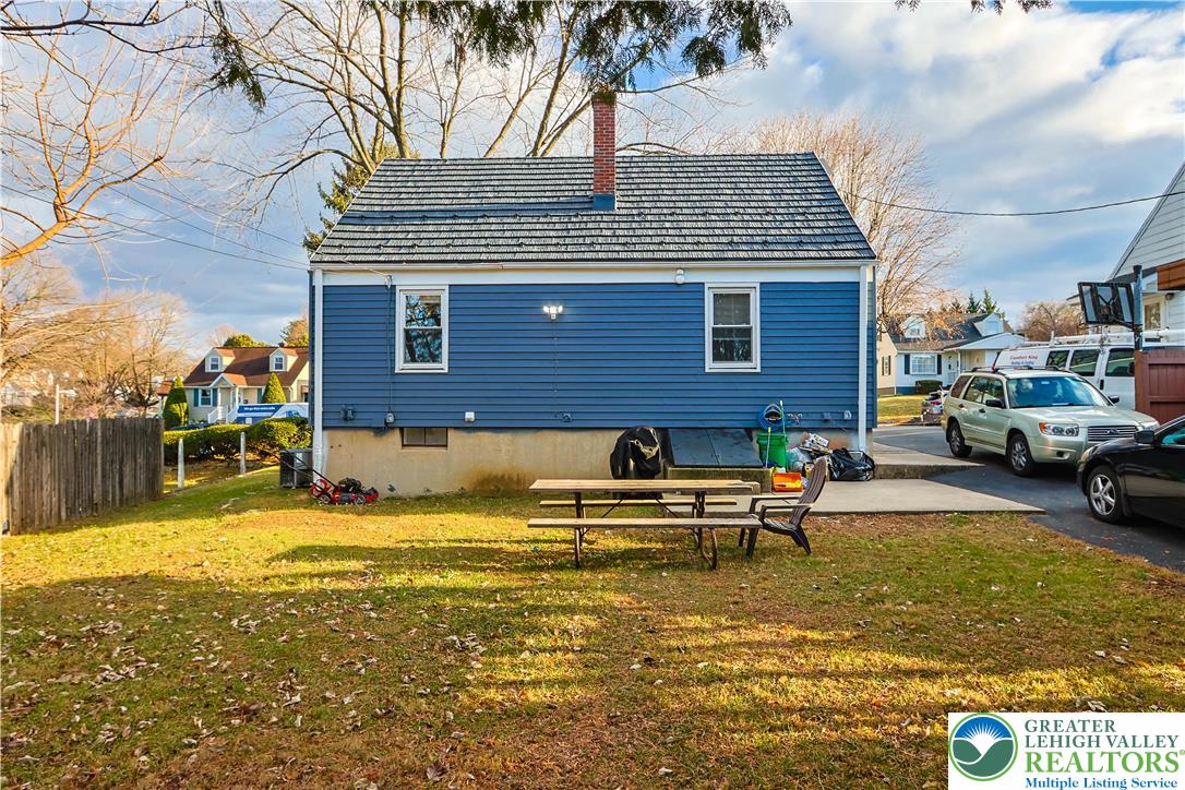 Allentown City, Pennsylvania 18103, United States, 4 Bedrooms Bedrooms, ,2 BathroomsBathrooms,Residential,Pending,254862