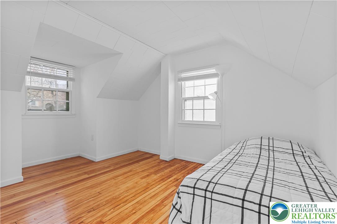 Allentown City, Pennsylvania 18103, United States, 4 Bedrooms Bedrooms, ,2 BathroomsBathrooms,Residential,Pending,254862