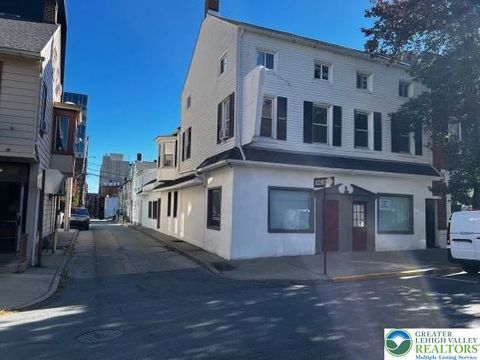 Photo of 25 S 9th Street, Allentown, PA 18102 (MLS # 765791) Photo of 25 S 9th Street, Allentown, PA 18102 (MLS # 765791)