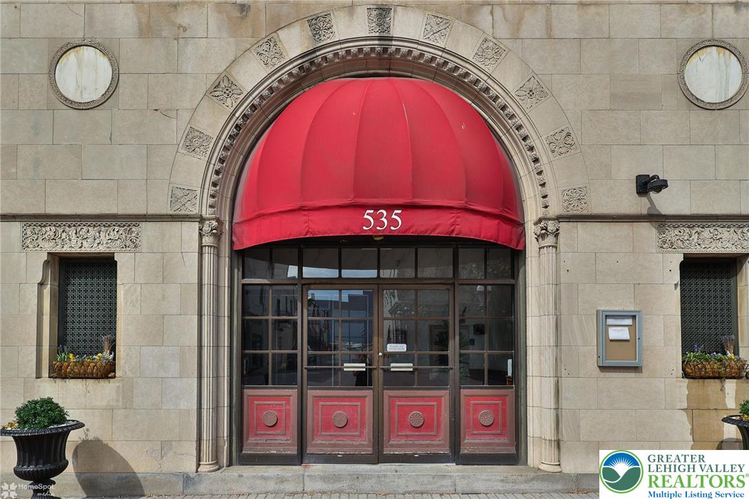 535 Main Street 16