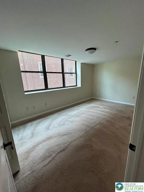 528 N new Street 2
