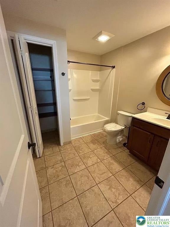 528 N new Street 2