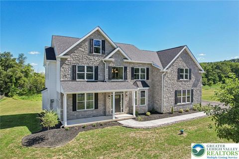 Photo of 5031 Hunter Lane, Emmaus Boro, PA 18049 (MLS # 763524) Photo of 5031 Hunter Lane, Emmaus Boro, PA 18049 (MLS # 763524)