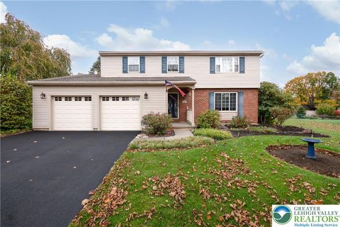 Photo of 1675 Hamlet Drive, Macungie, PA 18062 (MLS # 767184) Photo of 1675 Hamlet Drive, Macungie, PA 18062 (MLS # 767184)