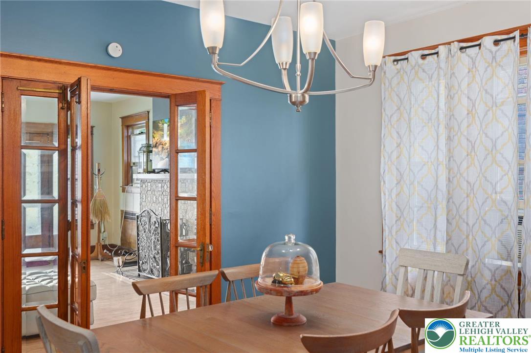 Allentown City, Pennsylvania 18104, United States, 3 Bedrooms Bedrooms, ,1 BathroomBathrooms,Residential,Pending,182913