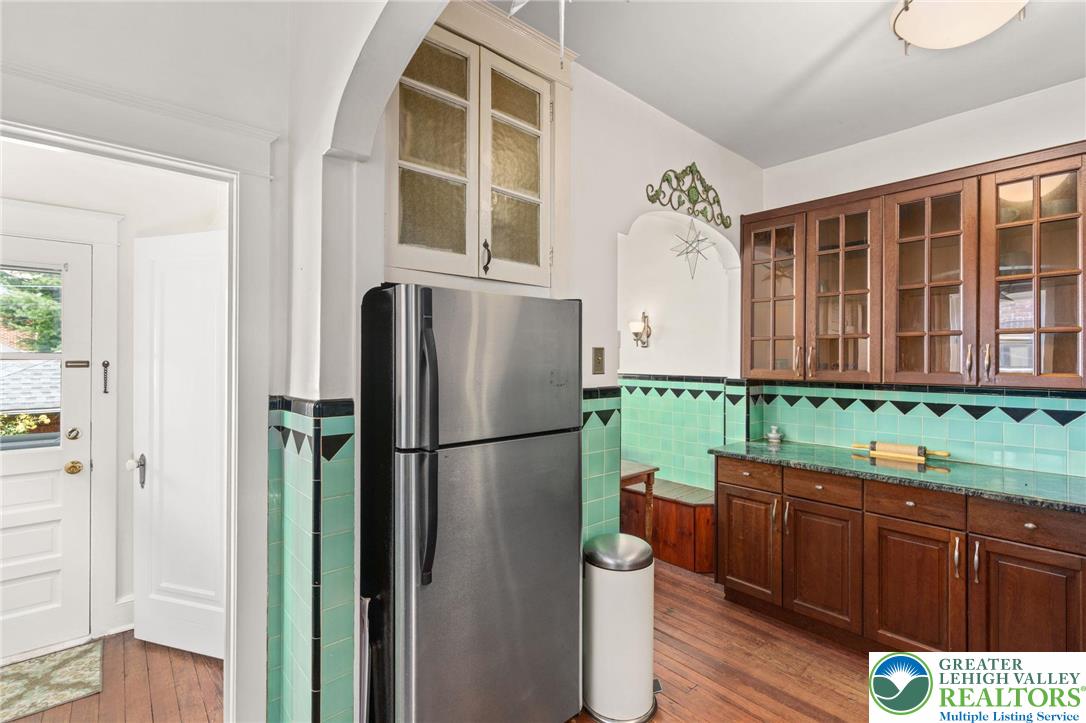 Allentown City, Pennsylvania 18104, United States, 3 Bedrooms Bedrooms, ,1 BathroomBathrooms,Residential,Pending,182913