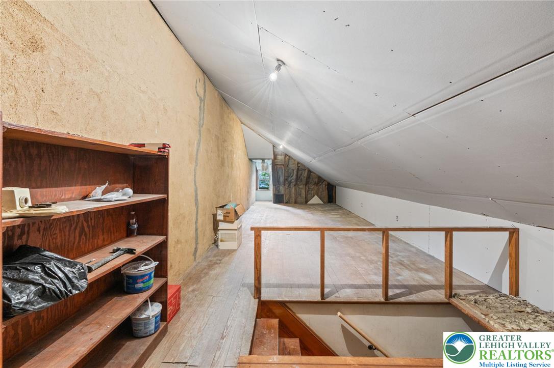 Allentown City, Pennsylvania 18104, United States, 3 Bedrooms Bedrooms, ,1 BathroomBathrooms,Residential,Pending,182913