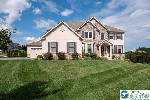 Photo of 2 Creek View Court, Palmer Twp, PA 18045 (MLS # 764334) Photo of 2 Creek View Court, Palmer Twp, PA 18045 (MLS # 764334)