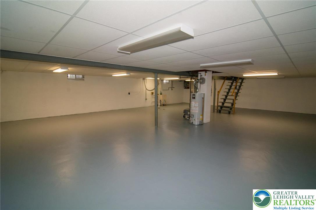 Allentown City, Pennsylvania 18104, United States, 3 Bedrooms Bedrooms, ,2 BathroomsBathrooms,Residential,Active,246953