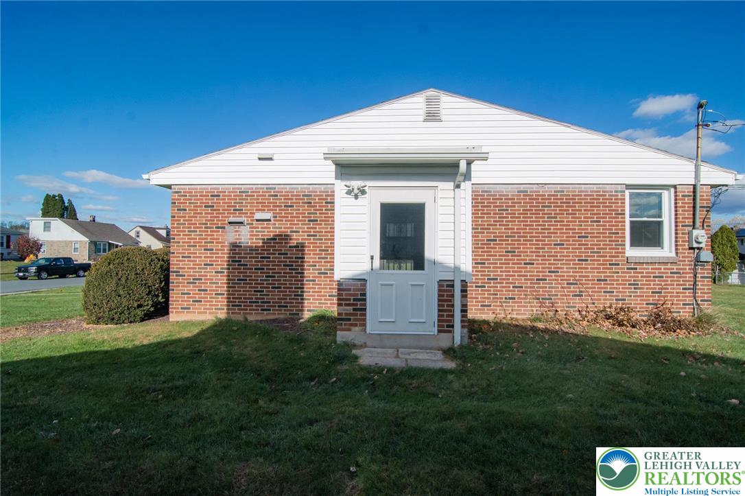 Allentown City, Pennsylvania 18104, United States, 3 Bedrooms Bedrooms, ,2 BathroomsBathrooms,Residential,Active,246953