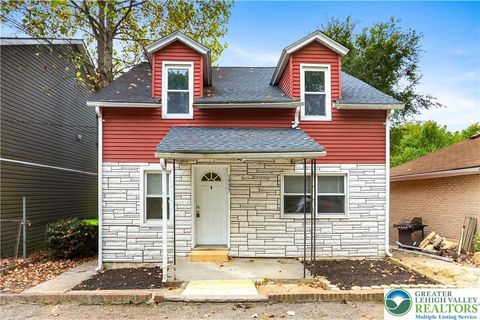 Photo of 1927 Willow Park Road, Bethlehem Twp, PA 18020 (MLS # 764950) Photo of 1927 Willow Park Road, Bethlehem Twp, PA 18020 (MLS # 764950)