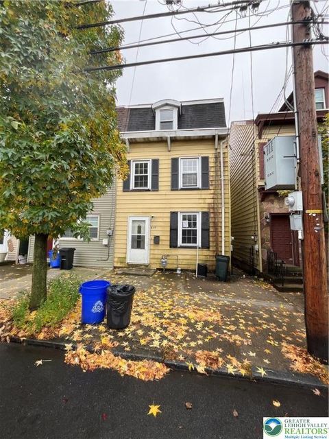 Photo of 934 Butler Street, Easton, PA 18042 (MLS # 767359) Photo of 934 Butler Street, Easton, PA 18042 (MLS # 767359)