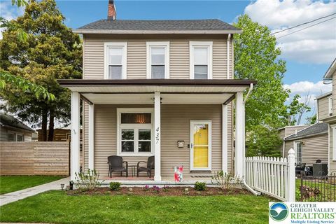 Photo of 437 3rd Avenue, Bethlehem, PA 18018 (MLS # 776060)