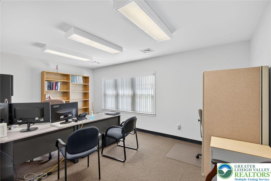 Upper Macungie Twp, Pennsylvania 18106, United States, ,Commercial,Active,238655